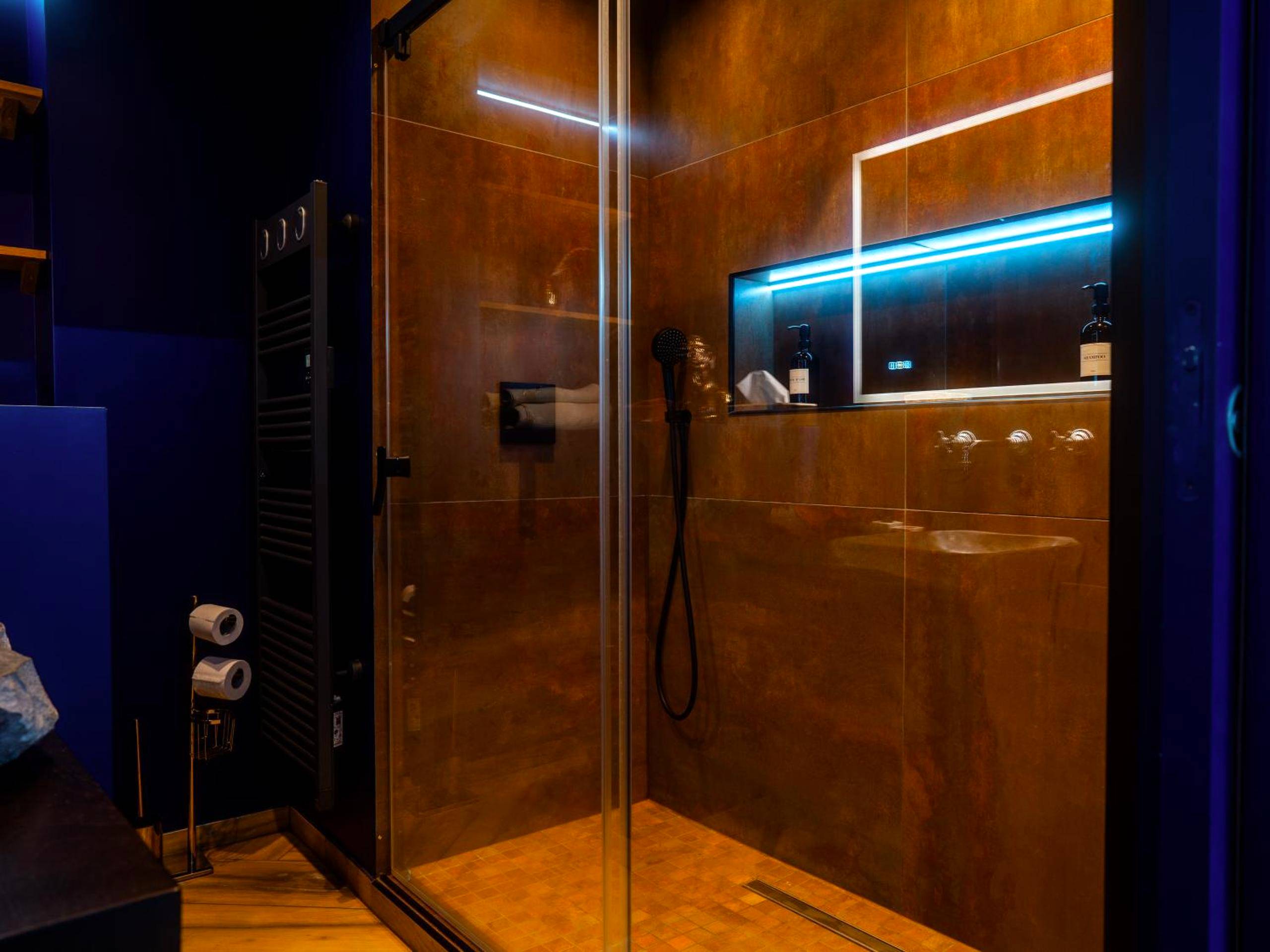 Photo du logement - Le Voluptueux - Sauna - Jacuzzi - Centre - Ville - Angers