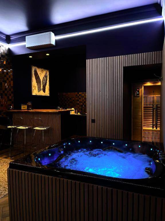 Photo du logement - Le Voluptueux - Sauna - Jacuzzi - Centre - Ville