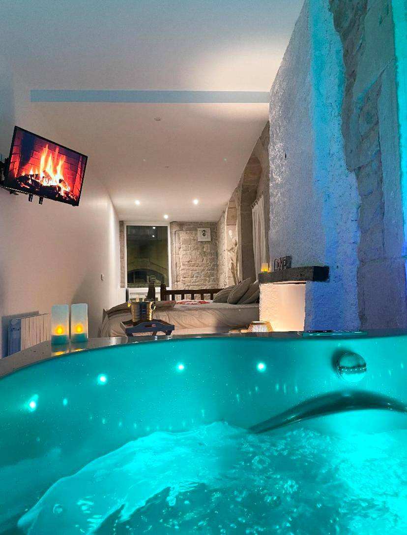 Photo du logement - La voute Doloise - Love room & spa - Dole