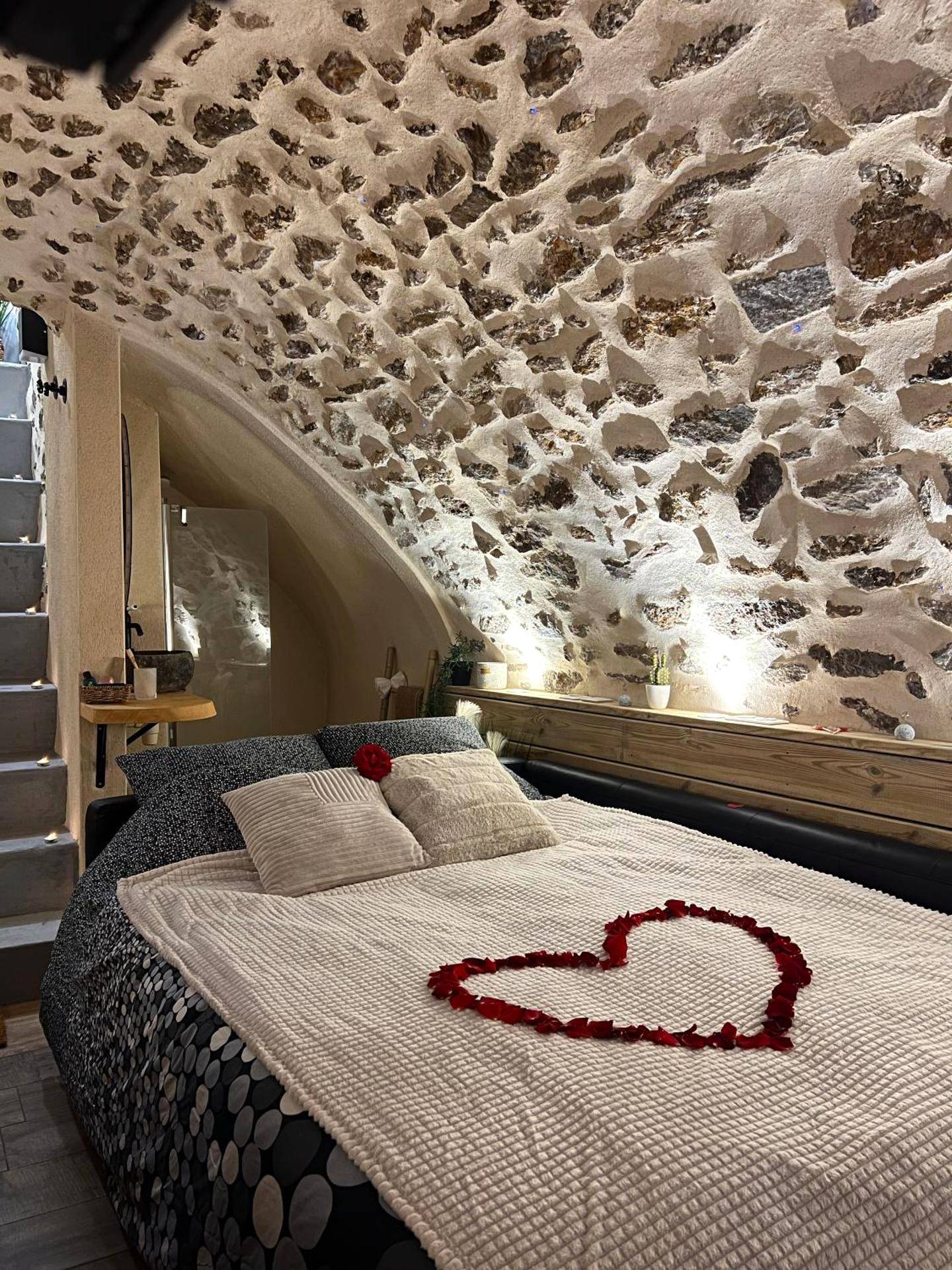 Photo du logement - La Voûte Étoilée - Jacuzzi proche Disneyland Paris - Trilport