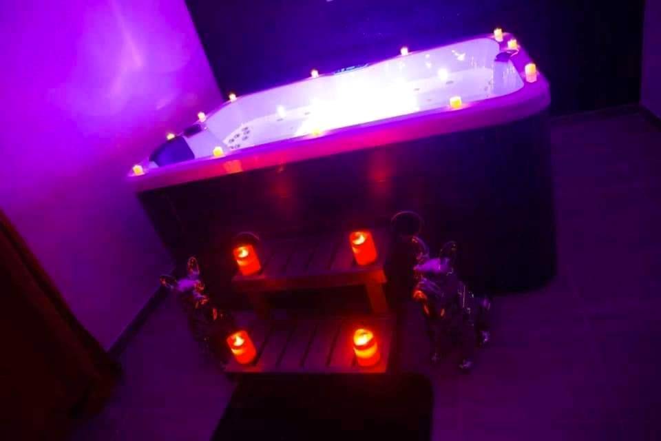 Vue principale - Love Room Bouc - Bel - Air - Voyage d une nuit