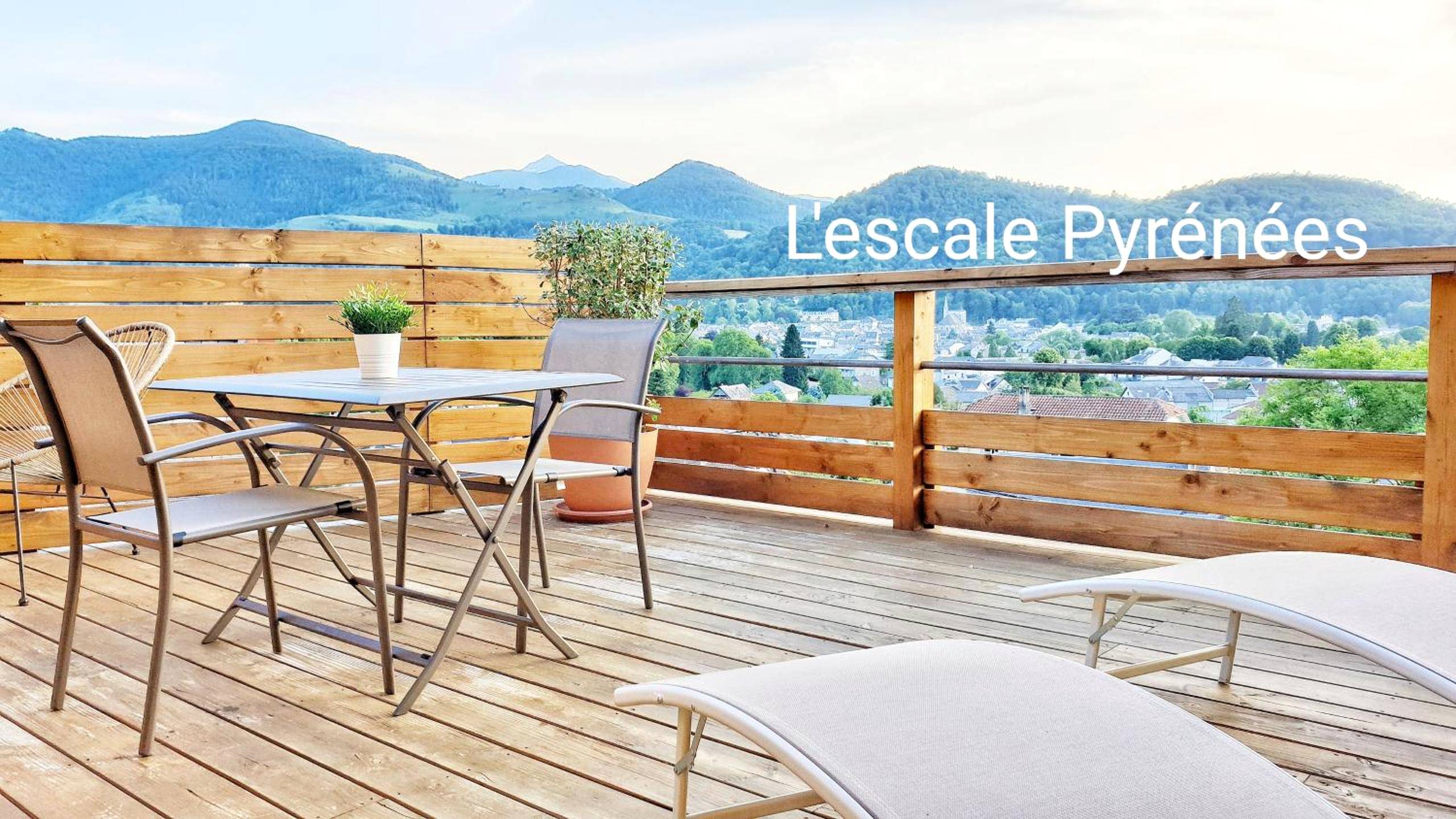 Photo du logement - Vue imprenable et jacuzzi 4 Etoiles