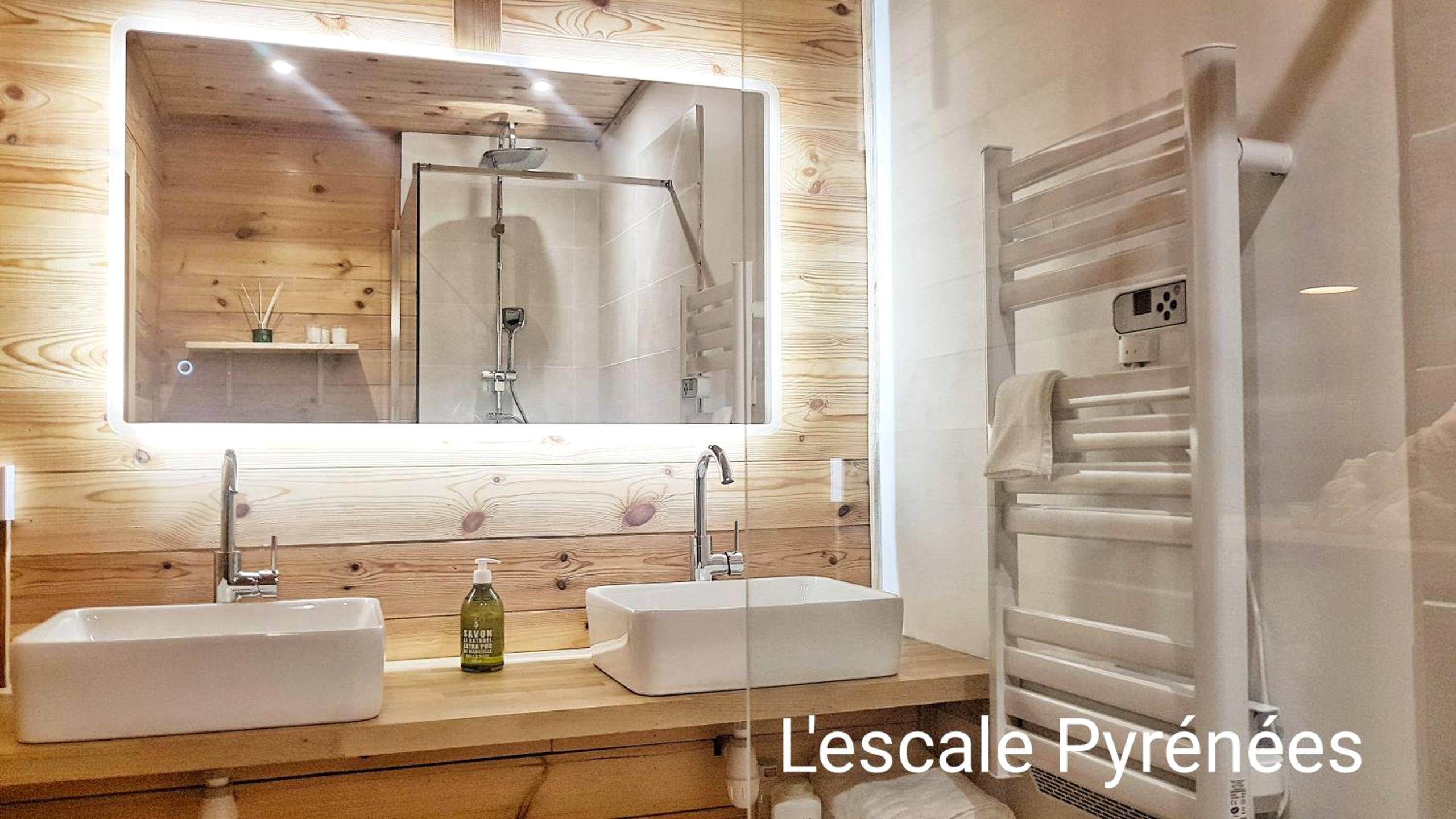 Photo du logement - Vue imprenable et jacuzzi 4 Etoiles