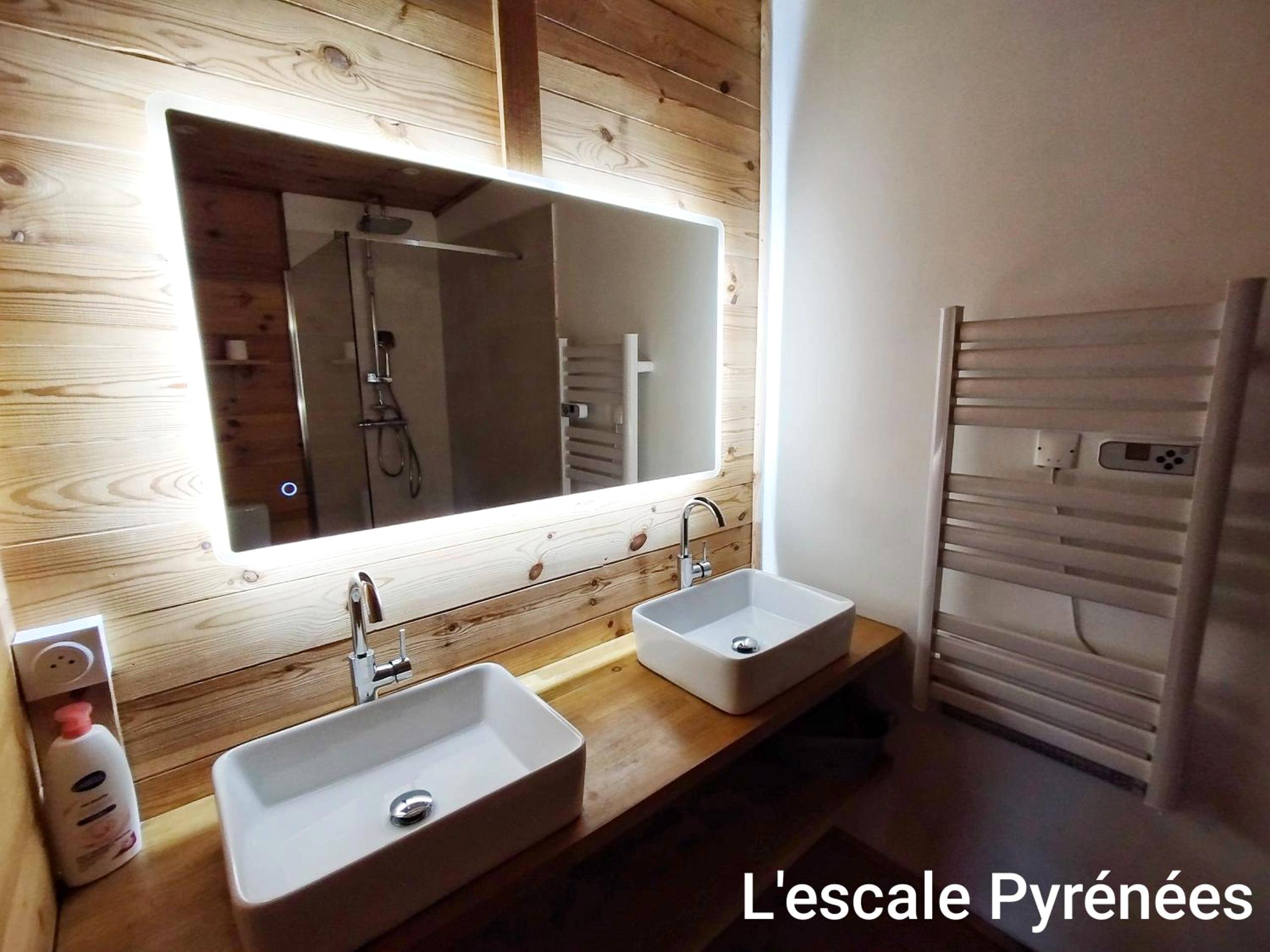 Photo du logement - Vue imprenable et jacuzzi 4 Etoiles - Bagnères - de - Bigorre