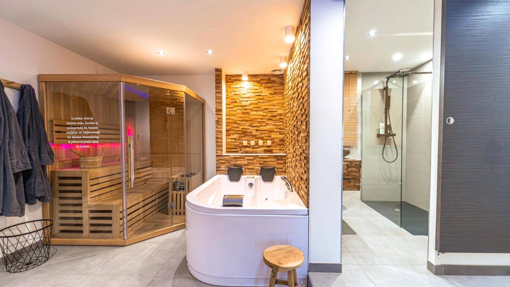 Vue principale - Love Room Précy - sur - Oise - Wood 47 spa