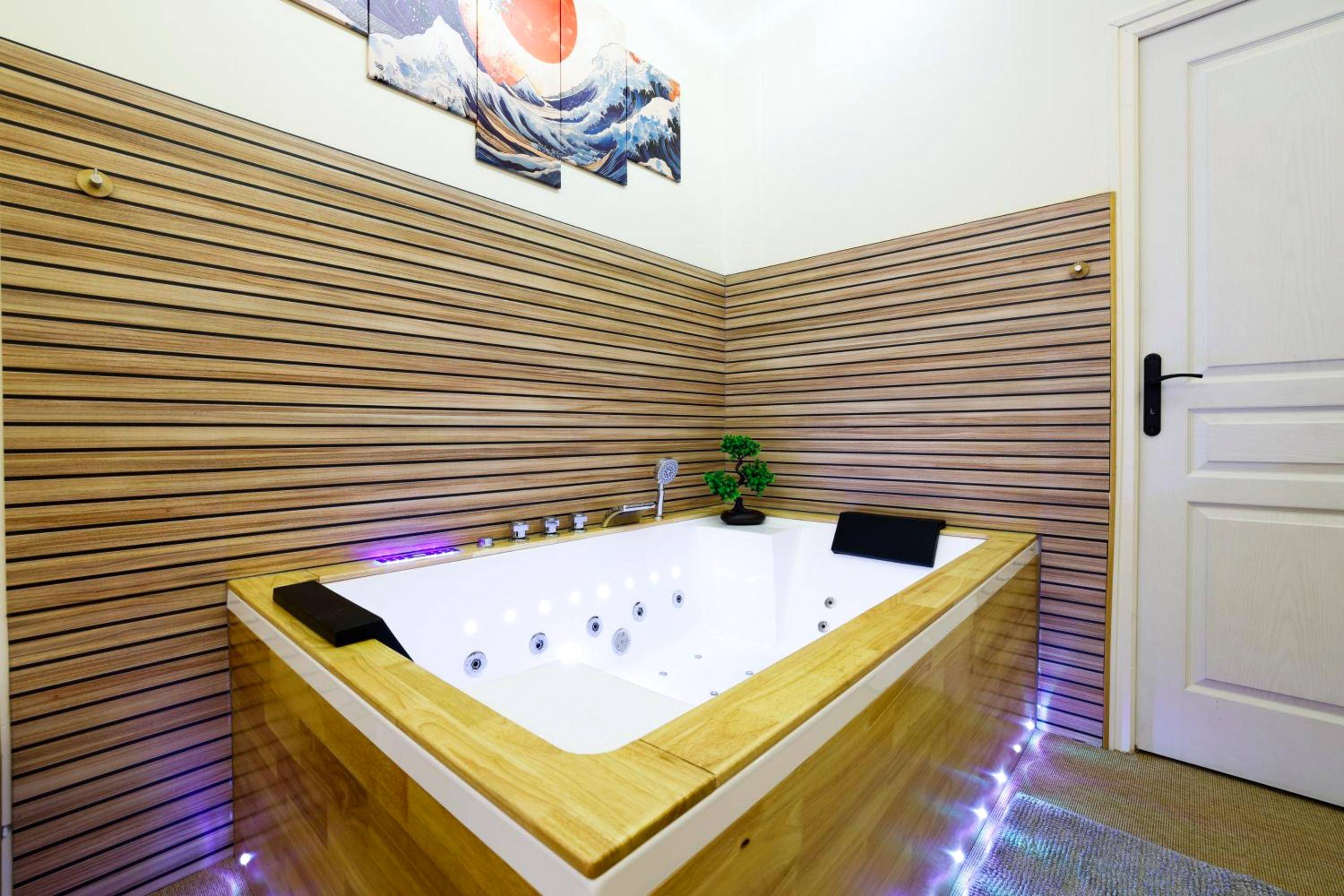 Photo du logement - Zen Love Room Jaccuzzi Sauna